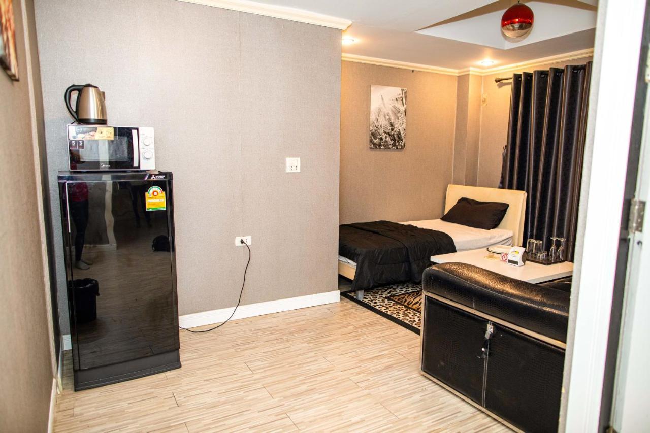 Merry Inn Suites Pattaya Eksteriør billede